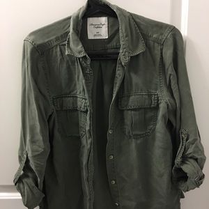 American eagle button up